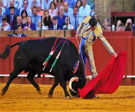 Sevilla: Hierro y Duende en la Primera de San Miguel