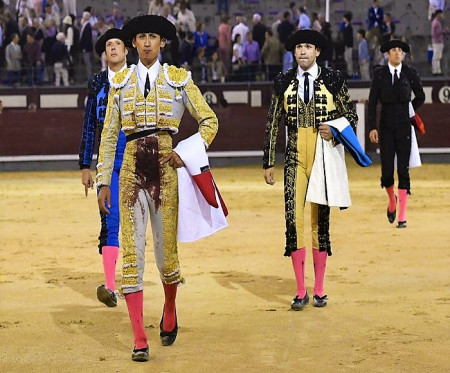 Madrid: Osornio Ilumina la Novillada de Otoño