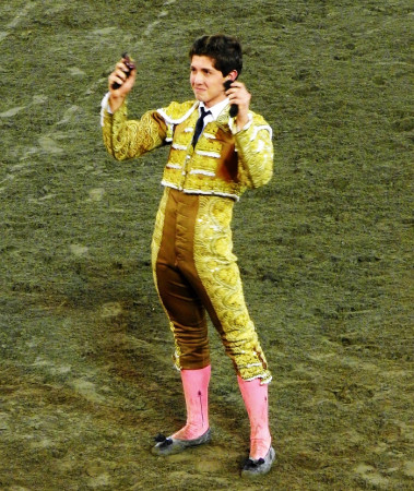 Manizales: Festejo de Ilusión en Toros y Ciudad