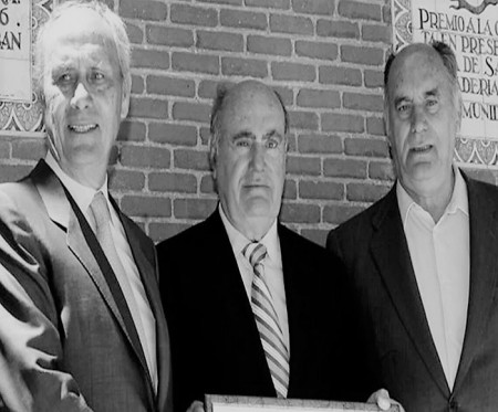 Los Lozano: El Trabajo que Sostuvo la Fiesta