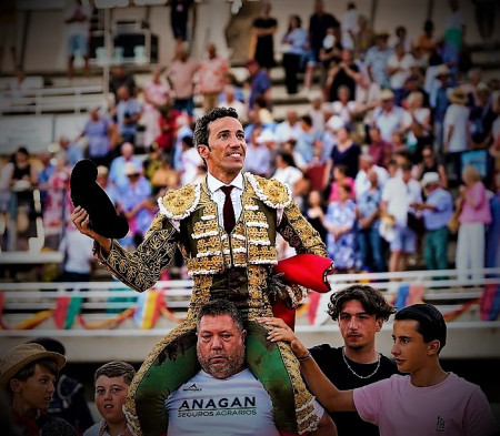 David de Miranda en Istres: Tres Orejas y Una Declaración