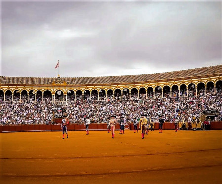 San Miguel Sevilla: La Maestranza se Apagó con Garcigrande